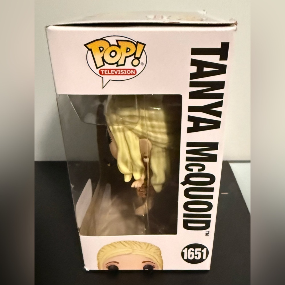 Funko Pop figure Television series “Tanya McQuoid” From HBO’s The White Lotus!! - Picture 2 of 6